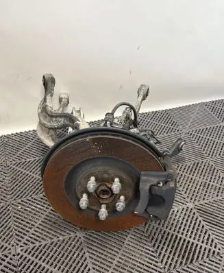 Audi Q7 4M Rear wheel hub spindle/knuckle