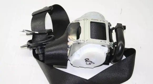 BMW 5 G30 G31 G38 Front seatbelt 7430067