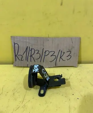 Nissan Qashqai Radiator mount bracket RZ1R3P3K3