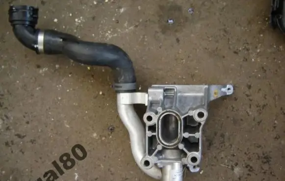 Audi Q7 4M Engine mount bracket