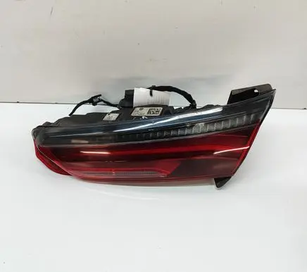 BMW 8 G14 Tailgate rear/tail lights 7445778