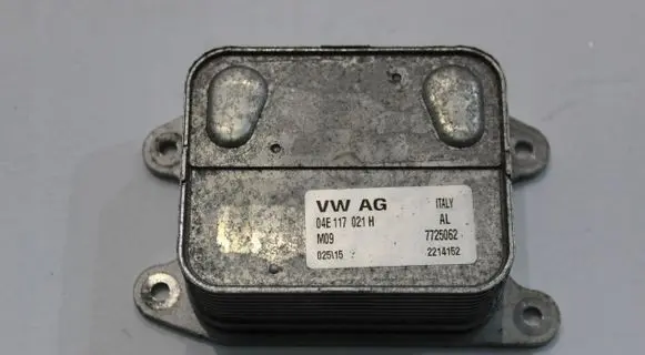 Volkswagen Golf VII Other engine bay part