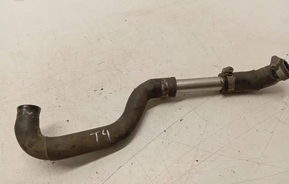 Volkswagen Transporter - Caravelle T4 Engine coolant pipe/hose