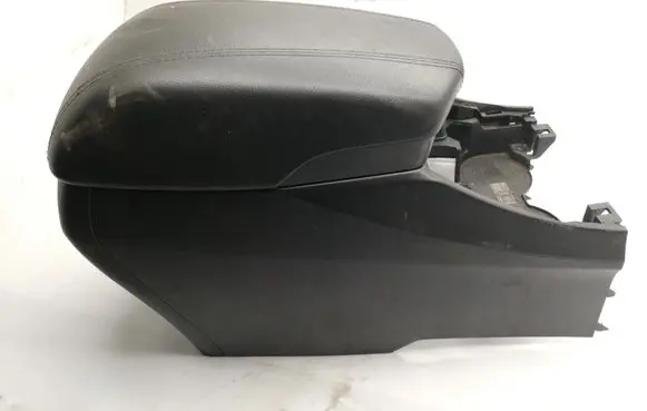 Hyundai Santa Fe Armrest RHD 846342W100