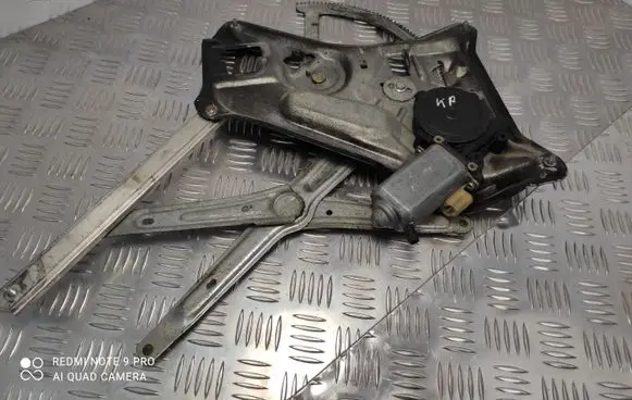 BMW 7 E32 Front door window regulator with motor 0130821241