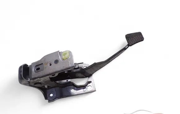 Mitsubishi ASX Brake pedal 