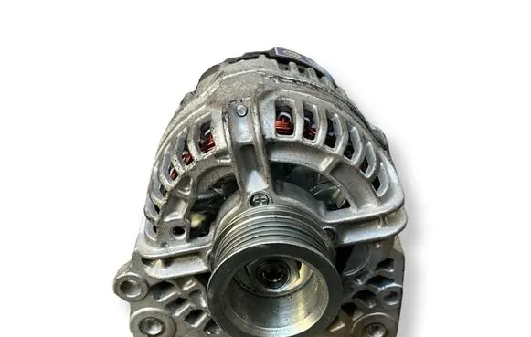 Volkswagen Golf IV Generator/alternator NAL1445