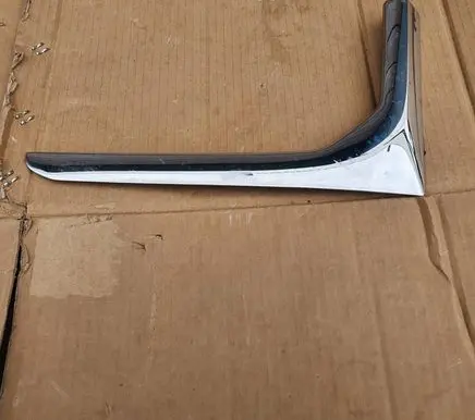 BMW 7 G11 G12 Front bumper splitter molding BM1861Y10 7478837