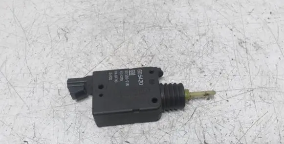 Opel Zafira A Central locking motor 605420 90589918