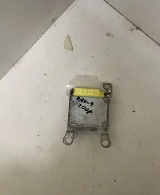 Toyota RAV 4 (XA30) Airbag control unit/module 1523008964