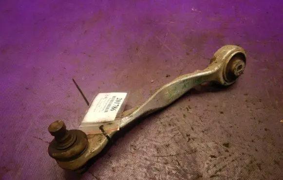 Volkswagen PASSAT B5 Front control arm