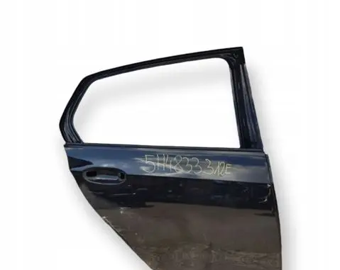 Volkswagen Golf VIII Rear door 5H4833312E