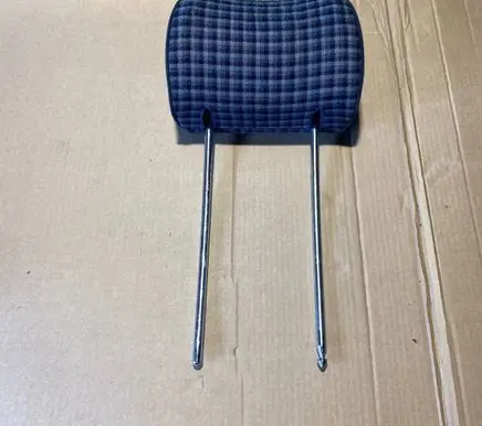 Mercedes-Benz E W124 Front seat headrest 