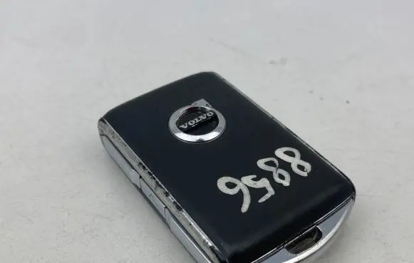 Volvo S60 Ignition key/card 316525494031 CCA019LP1240T9 HUF8423MS