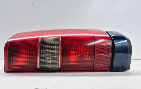 Volvo S70 V70 V70 XC Rear/tail lights 3512426 3512320 2231