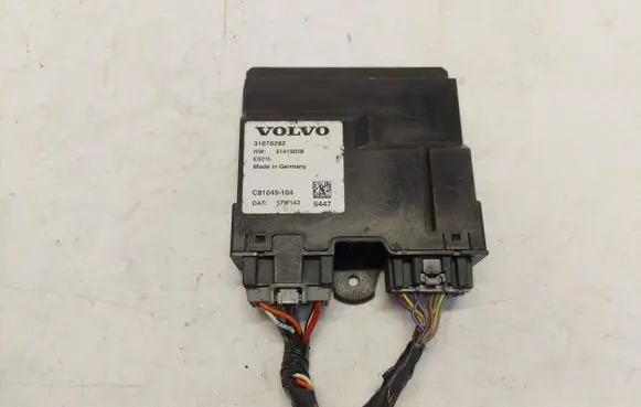 Volvo S90, V90 Tailgate/trunk control unit/module 31676282-JLK01