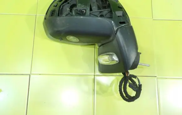 Peugeot 5008 Front door electric wing mirror 0208199 ZP40