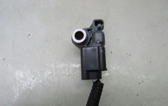 Nissan Leaf II (ZE1) Airbag deployment crash/impact sensor 985815RA0A