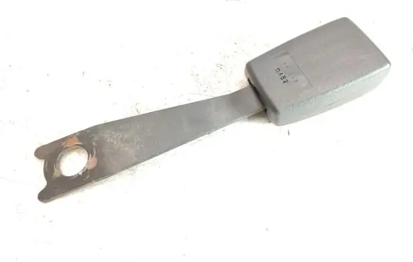 Toyota Corolla E120 E130 Front seatbelt buckle 171209