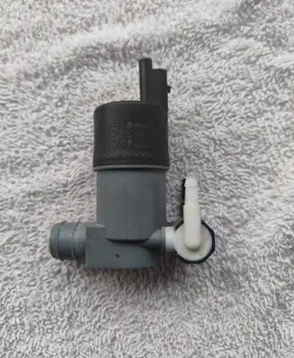 Nissan Qashqai Windscreen/windshield washer pump 28920BU010