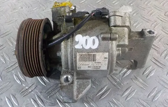 Renault Twingo III Air conditioning (A/C) compressor (pump) A4538307000 Z0019503A 926002090R