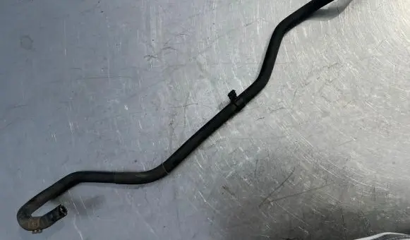 Volkswagen Touran I Engine coolant pipe/hose 1K0122447