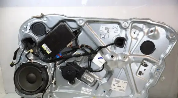 Alfa Romeo 159 Front window lifting mechanism without motor