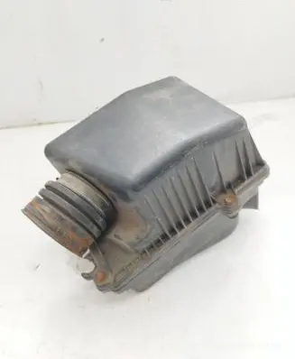 KIA Sedona Air filter box