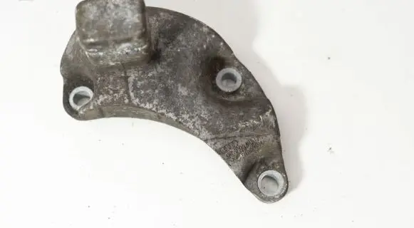 Audi A6 S6 C6 4F Engine mounting bracket 4F0199343M