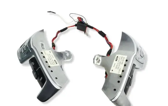 Ford Mondeo MK IV Steering wheel buttons/switches 6M2T14K147DG 6M2T14K147CH