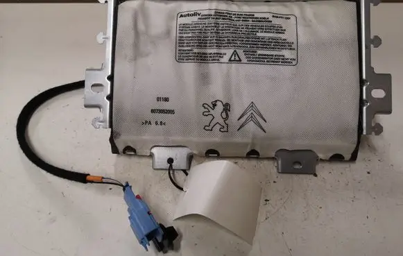 Peugeot 308 Passenger airbag 9681466680 09041113