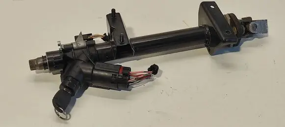 Mercedes-Benz A W168 Steering wheel axle A1684600816