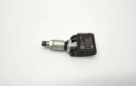 Mercedes-Benz E W213 Tire pressure sensor A0009052102 18572628