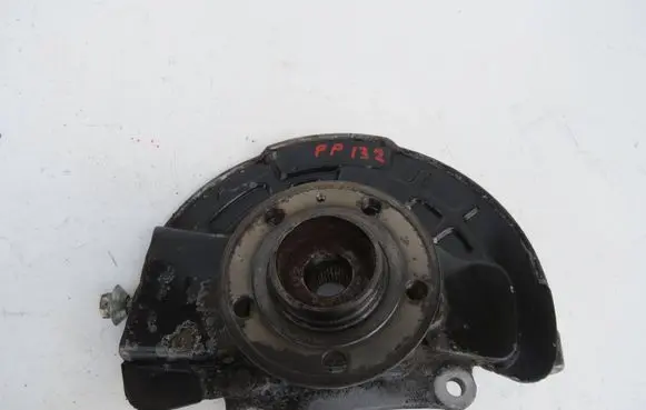 Volvo S60 Front wheel hub spindle knuckle 39960644