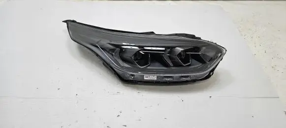 KIA Ceed Headlight/headlamp 92102J7500