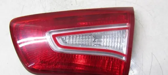KIA Sportage Tailgate rear/tail lights