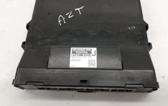 Toyota Auris E180 Current control relay 8968102030