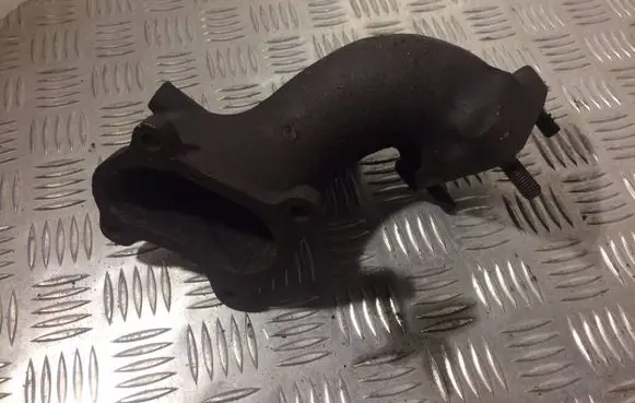KIA Carnival Exhaust manifold