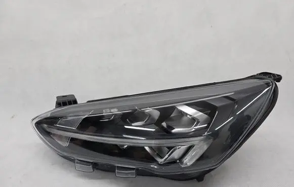 Ford Focus Headlight/headlamp JX7B-13E015-CE