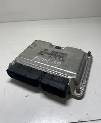 Skoda Fabia Mk1 (6Y) Engine control unit/module 038906019HT 1039S00316 0281010947