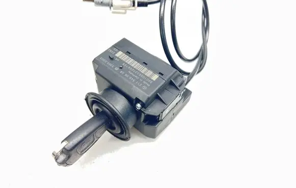 Mercedes-Benz E W211 Ignition lock 2115450608
