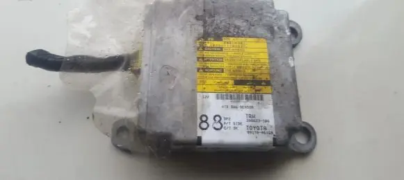 Toyota Avensis T250 Airbag control unit/module 8917005160 89170-05160