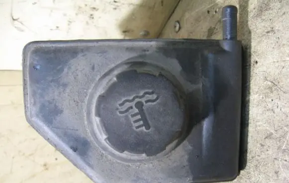 Volvo S40, V40 Coolant expansion tank/reservoir 30804963