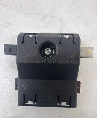 BMW X5 E70 Aerial antenna amplifier 65209141491 920039002 10819610