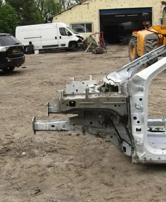 Jeep Cherokee Front quarter panel 101121