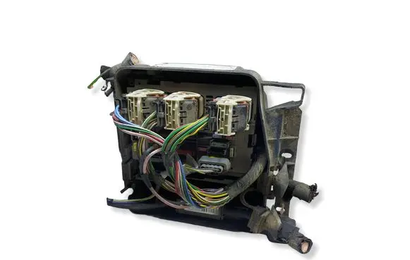 Peugeot 807 Fuse module 1400550780KASACJ 1400550780