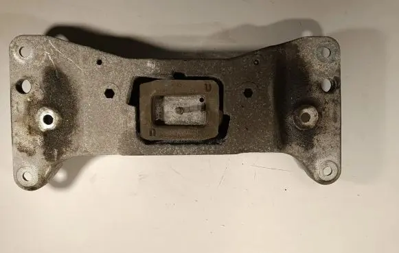 BMW 5 F10 F11 Gear shift cable bracket 678122203 19664510