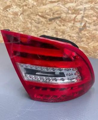 Mercedes-Benz C AMG W204 Rear/tail lights 2048206264 602003 E12938