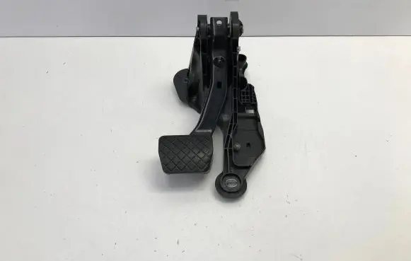 Skoda Enyaq iV Brake pedal 1EB723058E