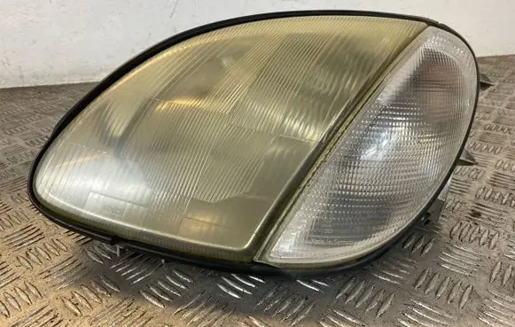 Mercedes-Benz SLK R170 Headlight/headlamp A1708200161 0301097201